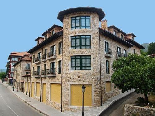Apartamentos Villa De Cabrales Arenas De Cabrales Εξωτερικό φωτογραφία