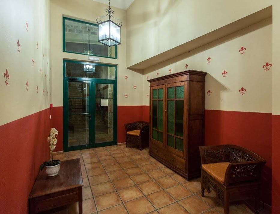 Apartamentos Villa De Cabrales Arenas De Cabrales Εξωτερικό φωτογραφία